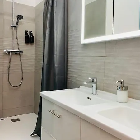 Appartement Le Jean Mace, 200m Gare, Clim.